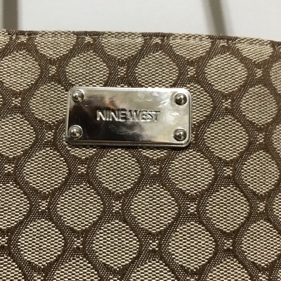 NINE WEST small tote 🌹 - Picture 3 of 15